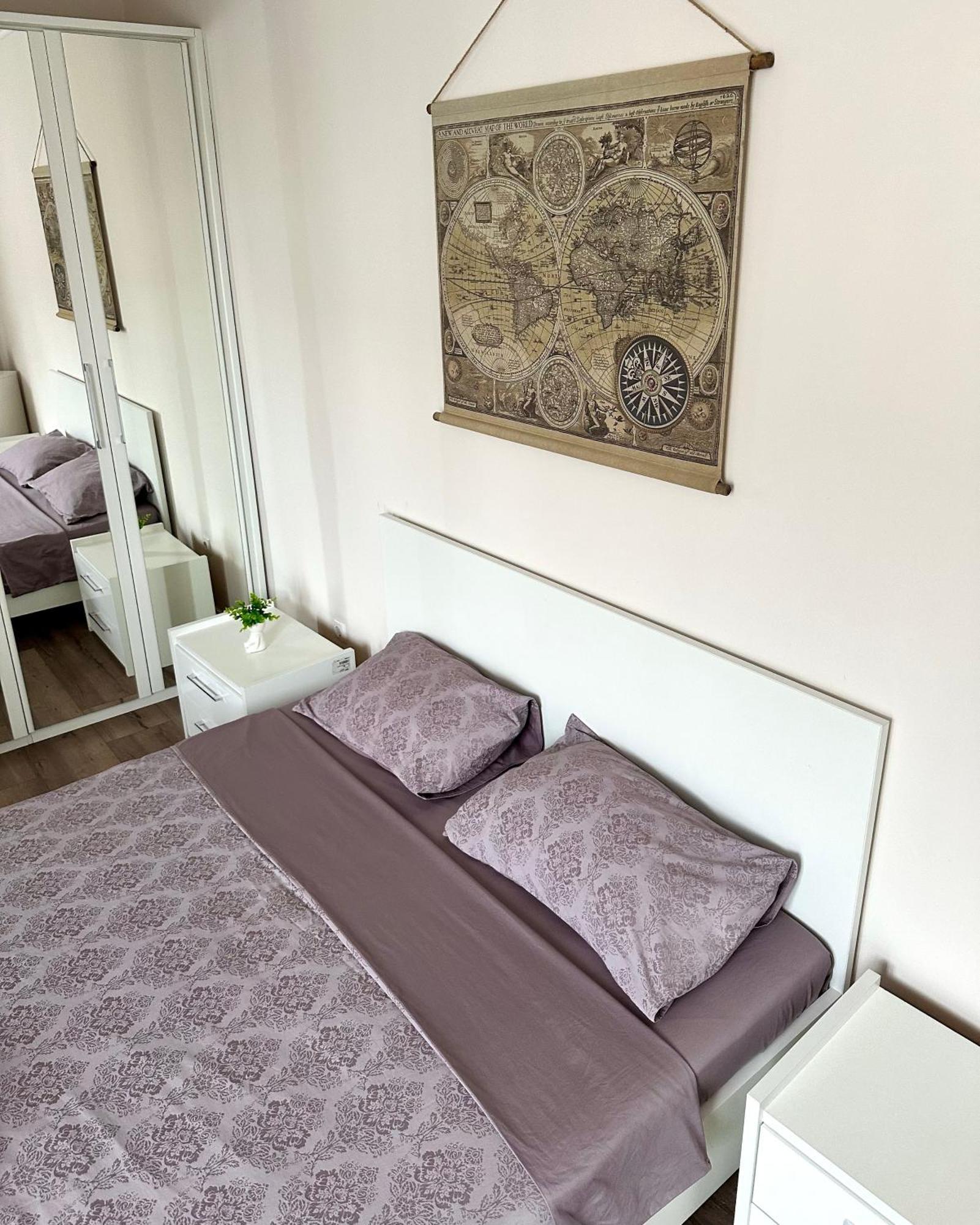 Moonlight Charming Shelter - 3Br 180º Balcony View Appartement Oradea Buitenkant foto
